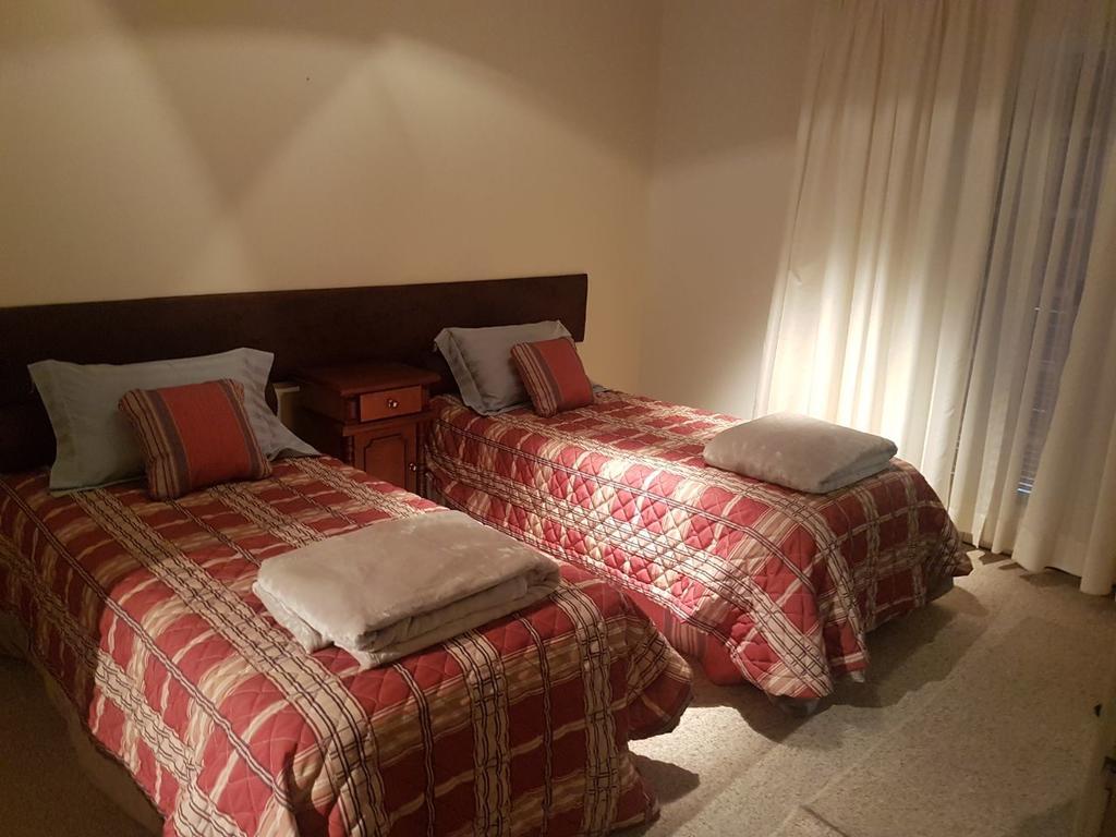 Belíssima COBERTURA no Condomínio Switzerland, o conforto que toda família merece Campos do Jordão Exterior foto