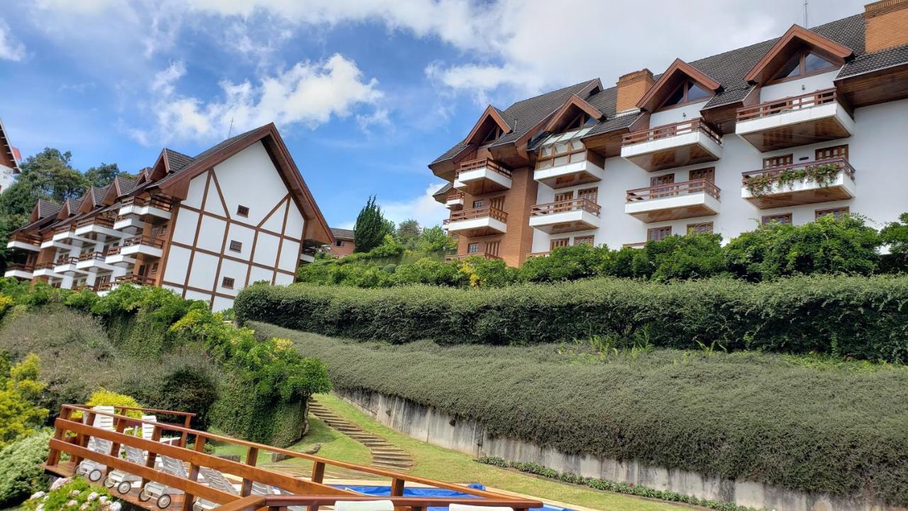 Belíssima COBERTURA no Condomínio Switzerland, o conforto que toda família merece Campos do Jordão Exterior foto