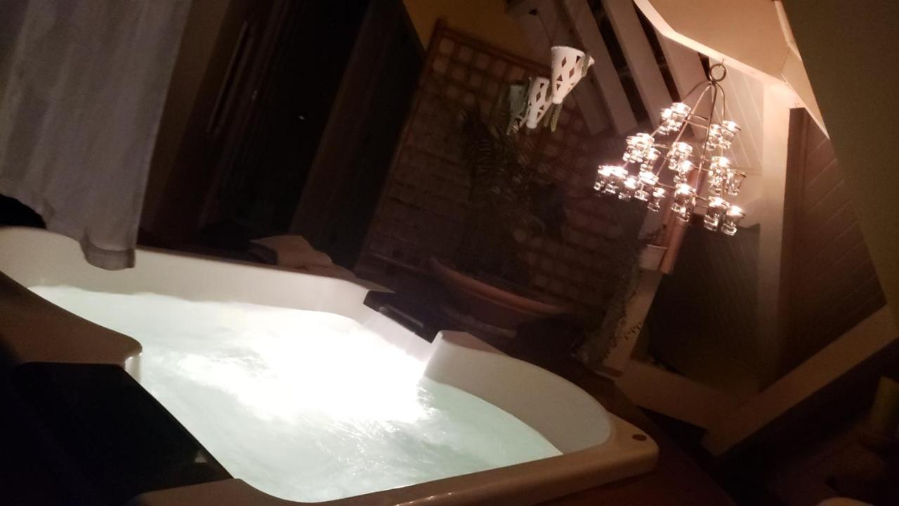Belíssima COBERTURA no Condomínio Switzerland, o conforto que toda família merece Campos do Jordão Exterior foto